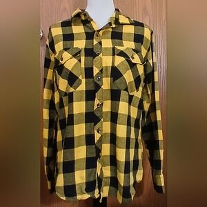 No Brand Plaid Flannel shirt size M    8-036